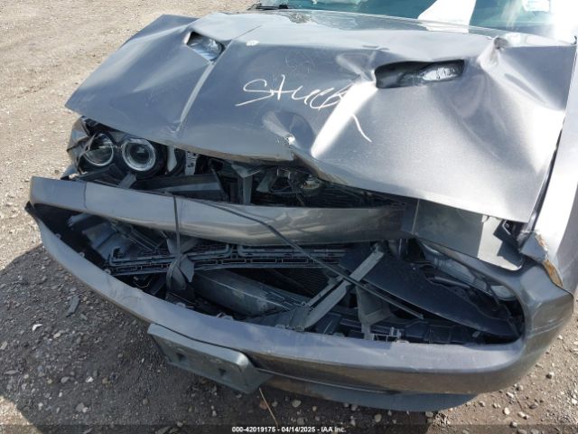 2C3CDZAG5GH323195 Dodge Challenger Sxt