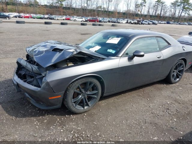 2C3CDZAG5GH323195 Dodge Challenger Sxt