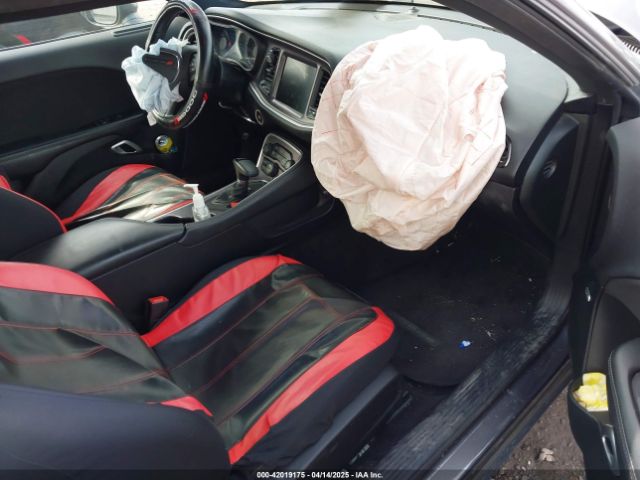 2C3CDZAG5GH323195 Dodge Challenger Sxt
