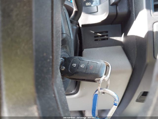 1FTMF1C82FKD85016 Ford F-150 Xl