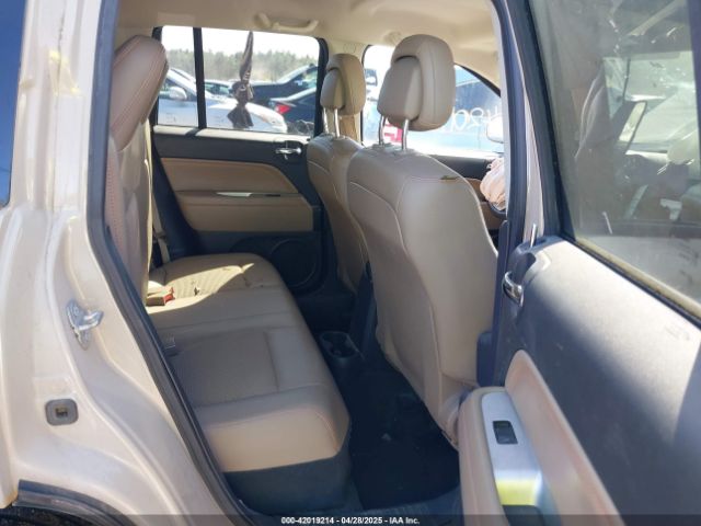 1C4NJDEBXGD808735 Jeep Compass Latitude