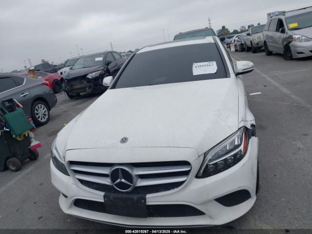55SWF8DB0KU290584 Mercedes-Benz C 300