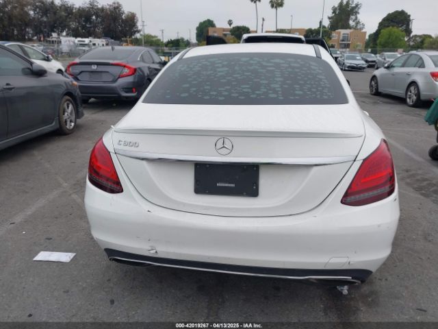 55SWF8DB0KU290584 Mercedes-Benz C 300