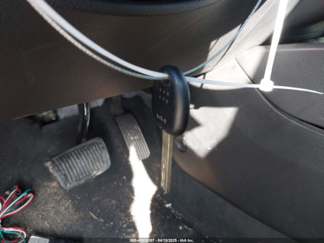 3KPA24AD9PE598789 KIA RIO LX