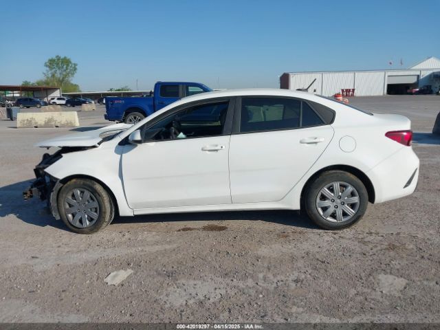 3KPA24AD9PE598789 KIA RIO LX