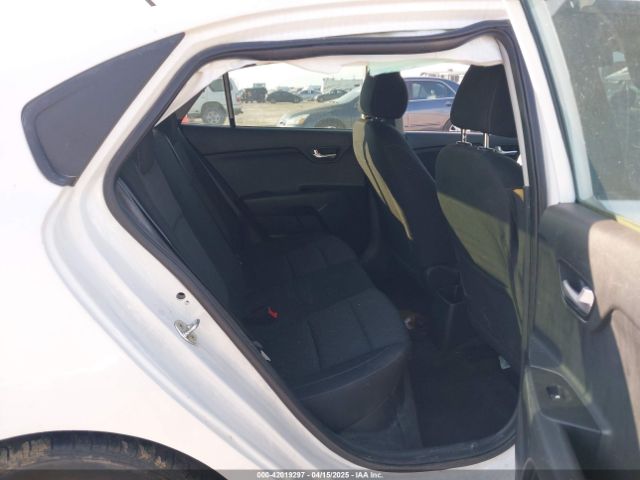 3KPA24AD9PE598789 KIA RIO LX