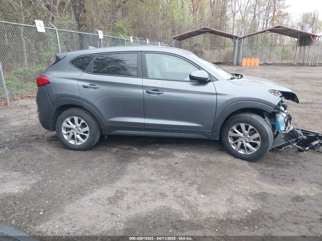 KM8J23A49KU934201 Hyundai TUCSON SE