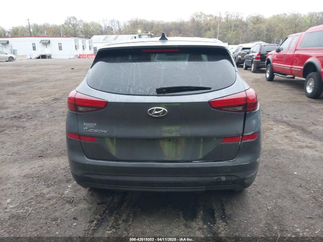 KM8J23A49KU934201 Hyundai TUCSON SE