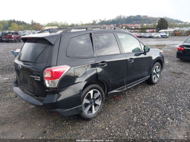 JF2SJAEC5HH518988 Subaru Forester 2.5i Premium