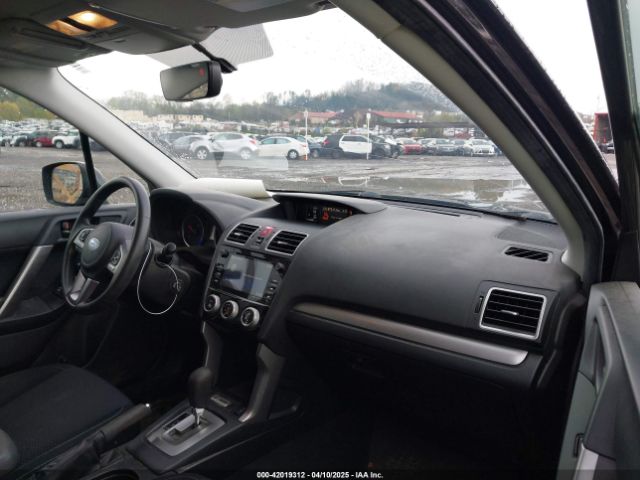 JF2SJAEC5HH518988 Subaru Forester 2.5i Premium