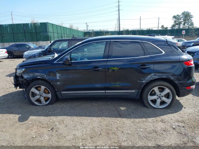 5LMCJ1D96GUJ20759 Lincoln Mkc Premier