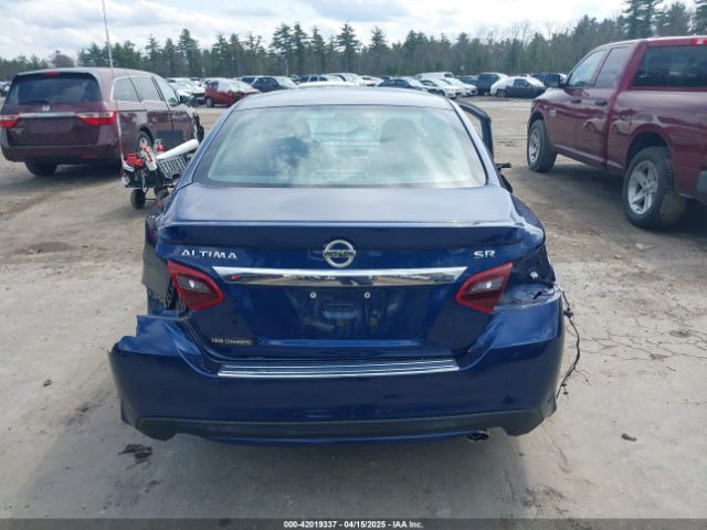 1N4AL3AP8HN331776 Nissan Altima 2.5 Sr