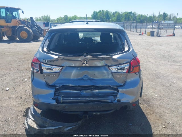 JA4AP3AU3GZ049132 Mitsubishi Outlander Sport 2.0 Es