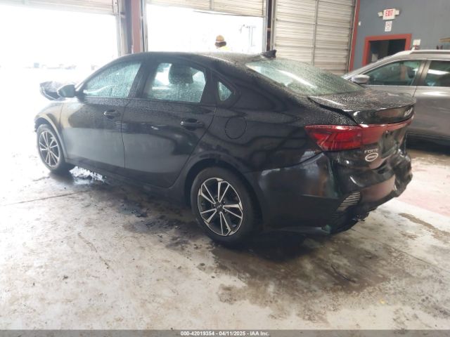 3KPF24AD6NE467743 KIA Forte Lxs