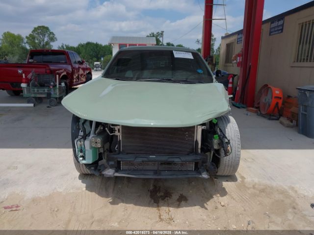 KL77LGE23RC082727 Chevrolet Trax Fwd 1rs