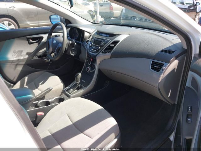 5NPDH4AE6GH674937 Hyundai ELANTRA SE
