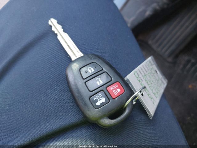 2T1BURHE9GC561296 Toyota COROLLA LE