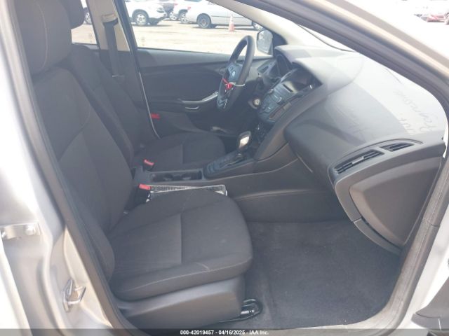 1FADP3E25GL329039 Ford FOCUS S
