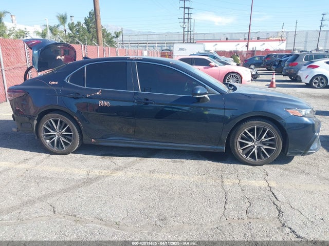 4T1T11AKXMU430841 Toyota CAMRY SE