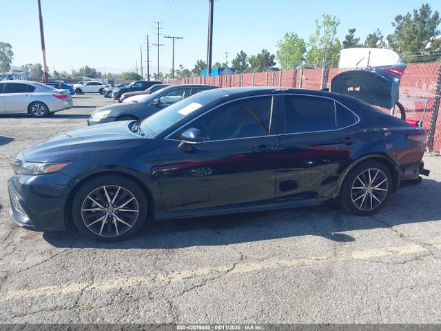 4T1T11AKXMU430841 Toyota CAMRY SE