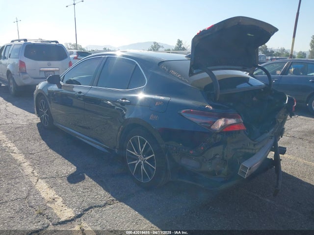 4T1T11AKXMU430841 Toyota CAMRY SE