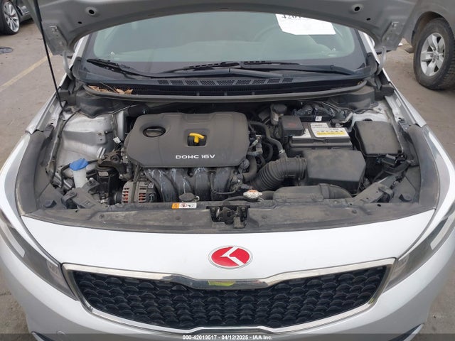 3KPFK4A70JE257871 KIA FORTE LX