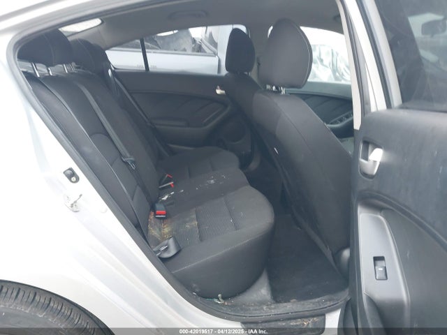 3KPFK4A70JE257871 KIA FORTE LX