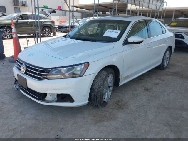 1VWBA7A30JC052183 Volkswagen Passat 2.0t Se