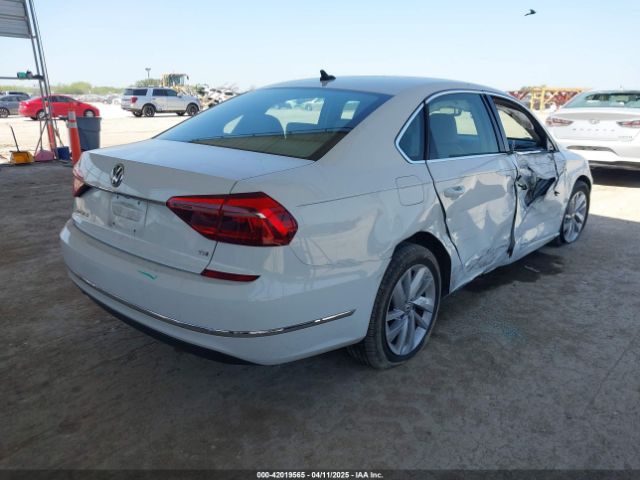 1VWBA7A30JC052183 Volkswagen Passat 2.0t Se