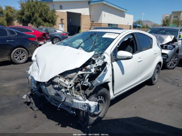 JTDKDTB34F1112714 Toyota Prius C Two
