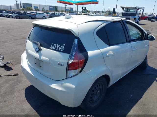 JTDKDTB34F1112714 Toyota Prius C Two