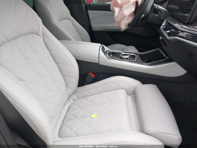 5UX33EU08S9Z16126 BMW X5 M60i