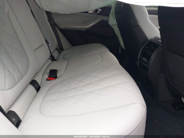 5UX33EU08S9Z16126 BMW X5 M60i