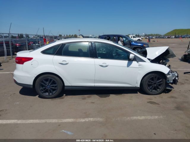 1FADP3F24JL231447 Ford FOCUS SE