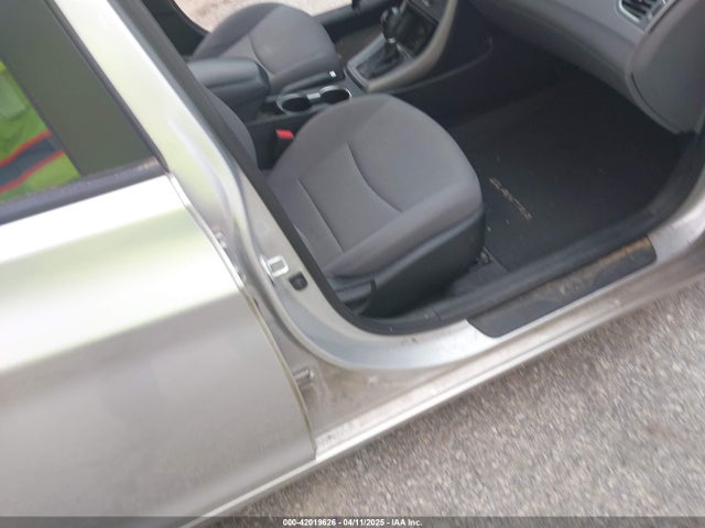 Hyundai ELANTRA SE 2016 5NPDH4AEXGH683821 Image 5