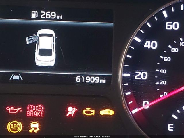 3KPF24AD1PE538737 KIA Forte Lxs