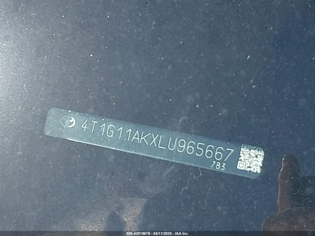 4T1G11AKXLU965667 Toyota CAMRY SE