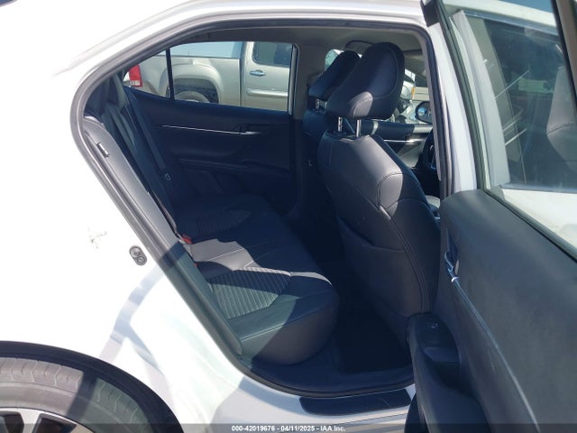 4T1G11AKXLU965667 Toyota CAMRY SE