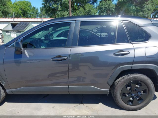 JTMH1RFV3KJ008405 Toyota RAV4 LE