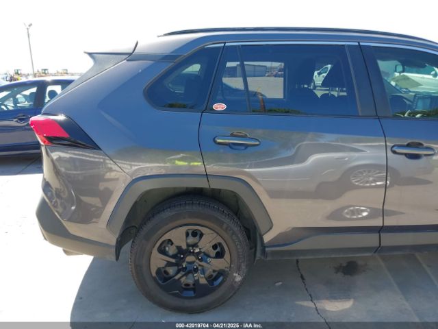 JTMH1RFV3KJ008405 Toyota RAV4 LE