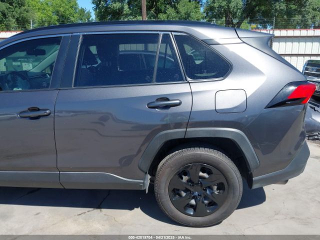 JTMH1RFV3KJ008405 Toyota RAV4 LE