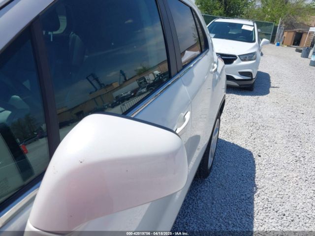 KL7CJTSB2FB186421 Chevrolet TRAX LTZ