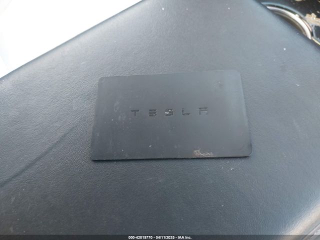 5YJ3E1EBXJF055203 Tesla Model 3 Long Range/performance