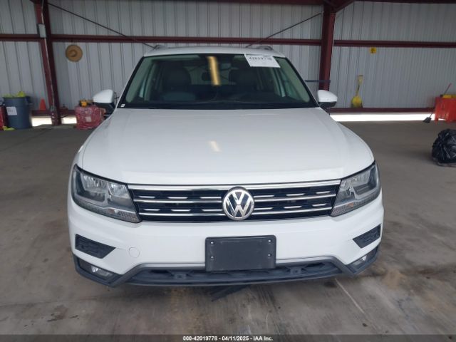 3VV3B7AXXKM055925 Volkswagen Tiguan 2.0t Se/2.0t Sel/2.0t Sel R-line/2.0t Sel R-line Black