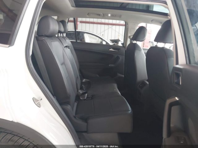 3VV3B7AXXKM055925 Volkswagen Tiguan 2.0t Se/2.0t Sel/2.0t Sel R-line/2.0t Sel R-line Black