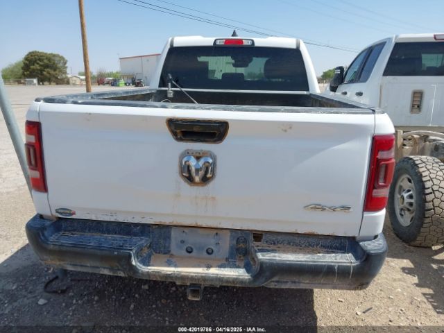 1C6SRFCT5NN433600 RAM 1500 Tradesman  4x4 6'4 Box