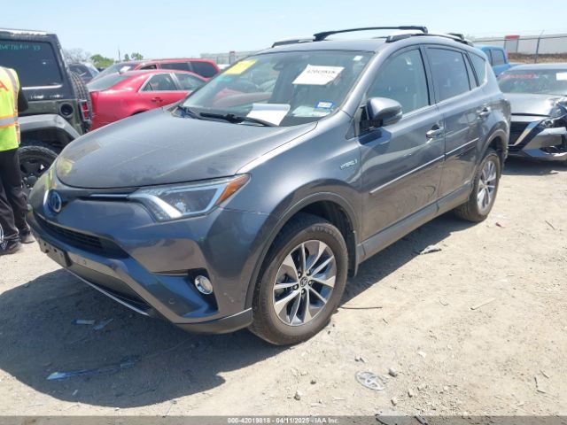 JTMRJREVXHD117747 Toyota Rav4 Hybrid Xle