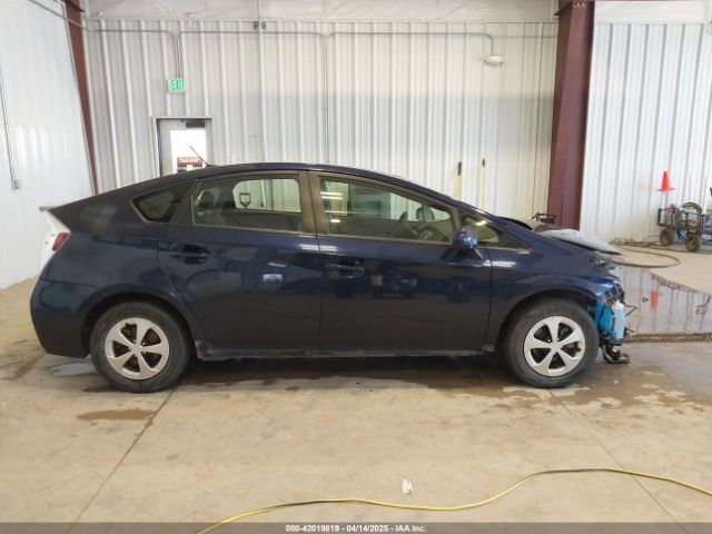 JTDKN3DU0F0460485 Toyota Prius Three