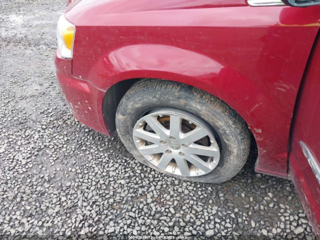 2C4RC1BG7ER256597 Chrysler Town and Country