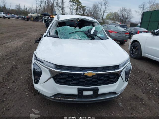 KL77LHEP8SC128818 Chevrolet Trax Fwd Lt